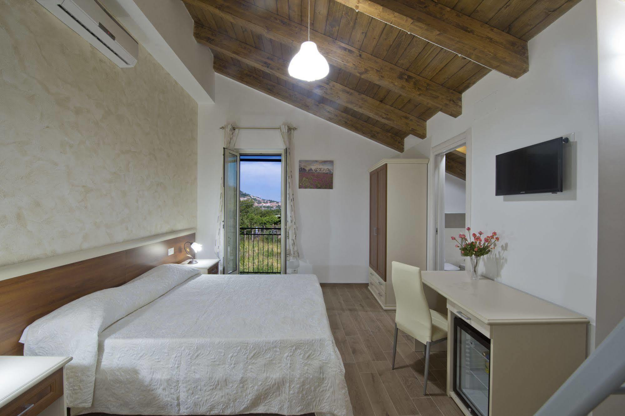 Gli Dei Gemelli Bed & Breakfast Agerola Exterior photo