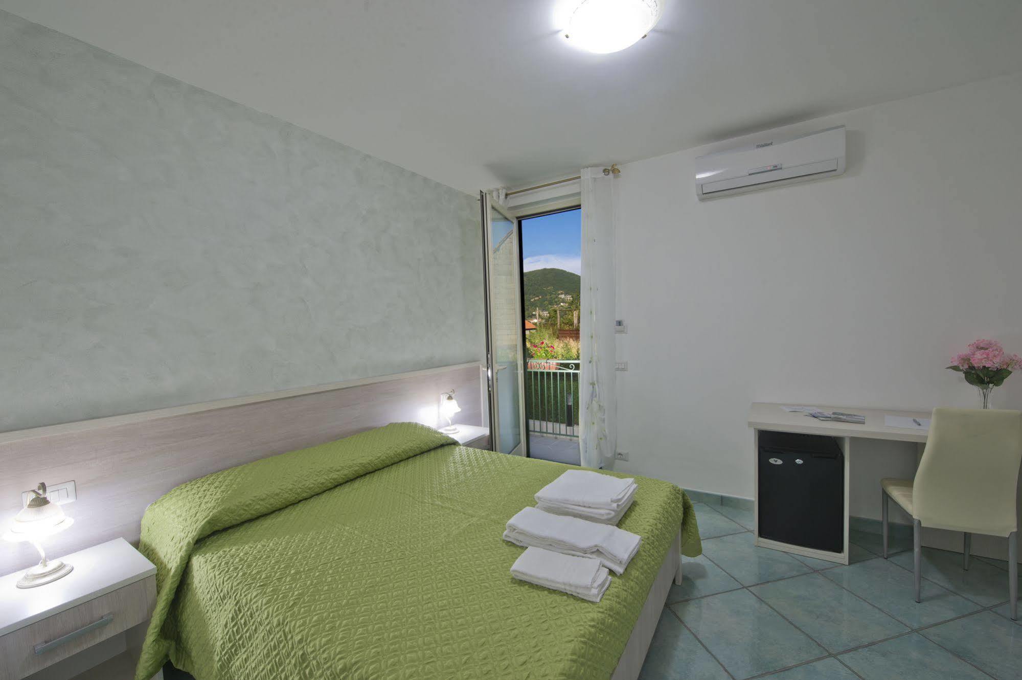 Gli Dei Gemelli Bed & Breakfast Agerola Exterior photo